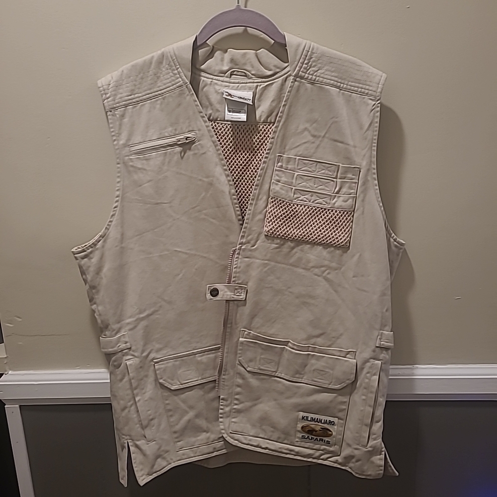 Walt Disney World Kilimanjaro Safari Mens Medium Vest Vented NWOT!